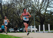 Tan-Relays-2010_0517_3509x2520_6200319